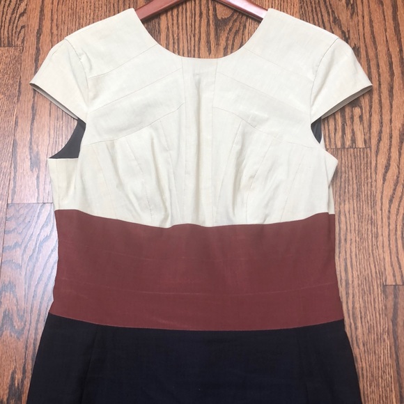 Judith and Charles Linen Dress - Picture 2 of 7